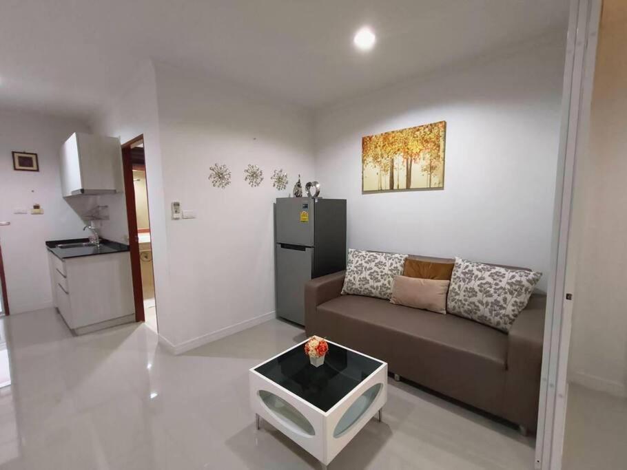 Baan Klang Condo In Central HHQ Exteriér fotografie